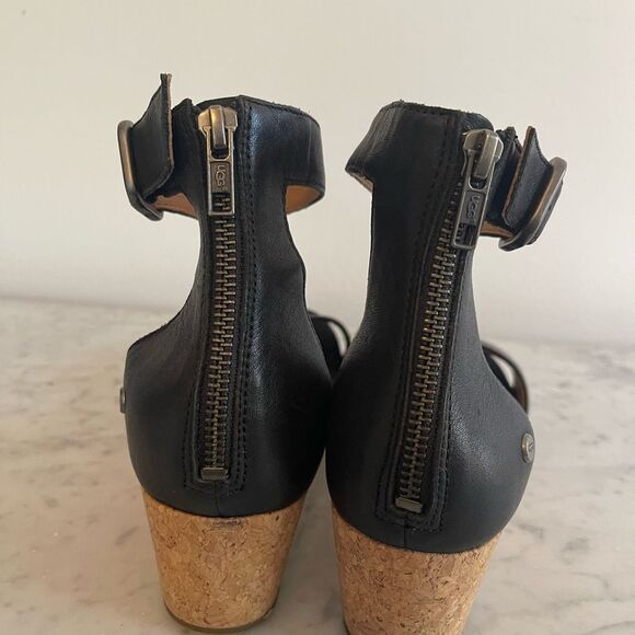 UGG Zoe Il Leather Wedge Cork Sandals sz 9 - Picture 4 of 9